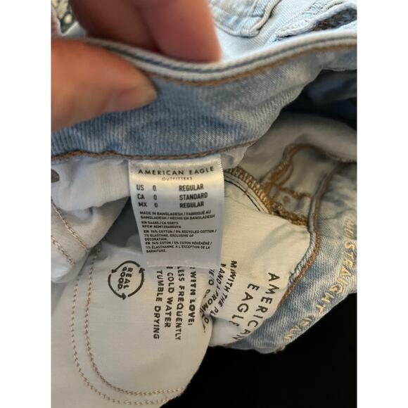 American Eagle Women's Light Blue Straight Jeans Size 0 Casual Denim - Picture 7 of 8